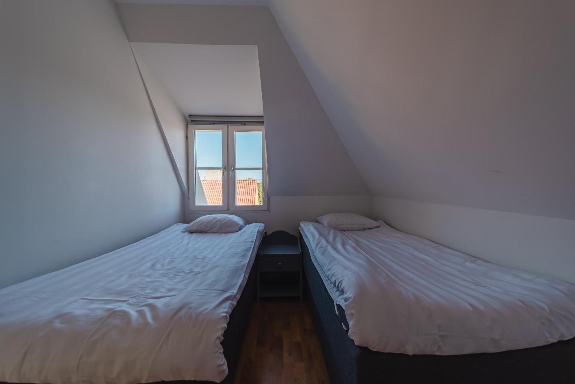 Oesterport - Visby Laegenhetshotell Værelse billede